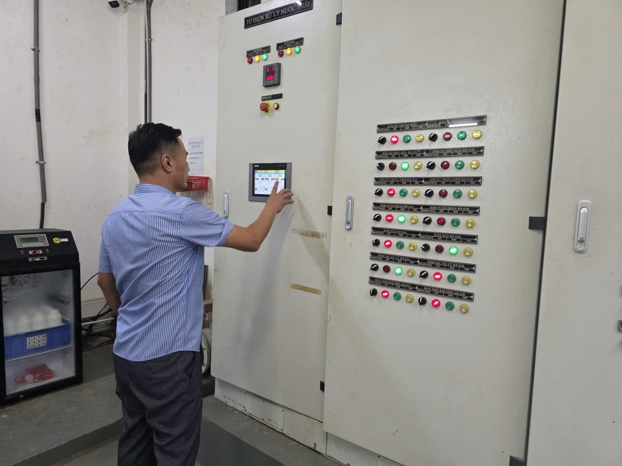 Tủ điện điều khiển trung tâm hệ thống xử lý nước thải